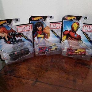 Hot Wheels Marvel Iron Man Black Widow Ms. Marvel